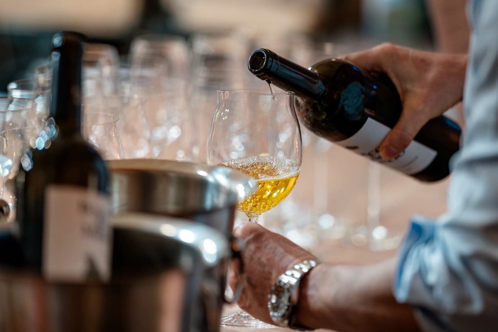 Weißwein im Rotweinglas?